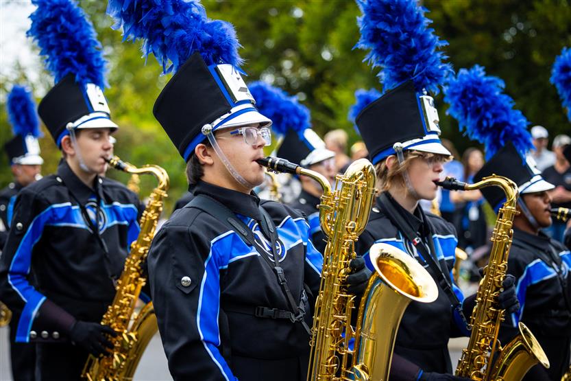 Schools celebrate homecomings